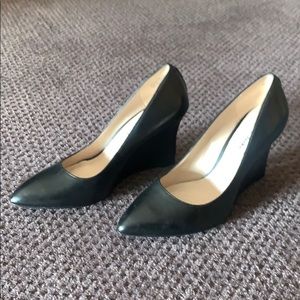 NWT Clarks Black Leather Wedges Size 9